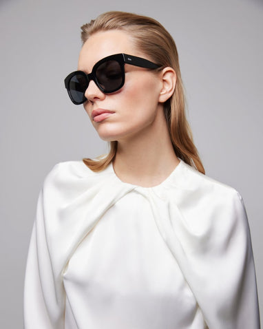 Chloe Black Sunglasses display picture 3