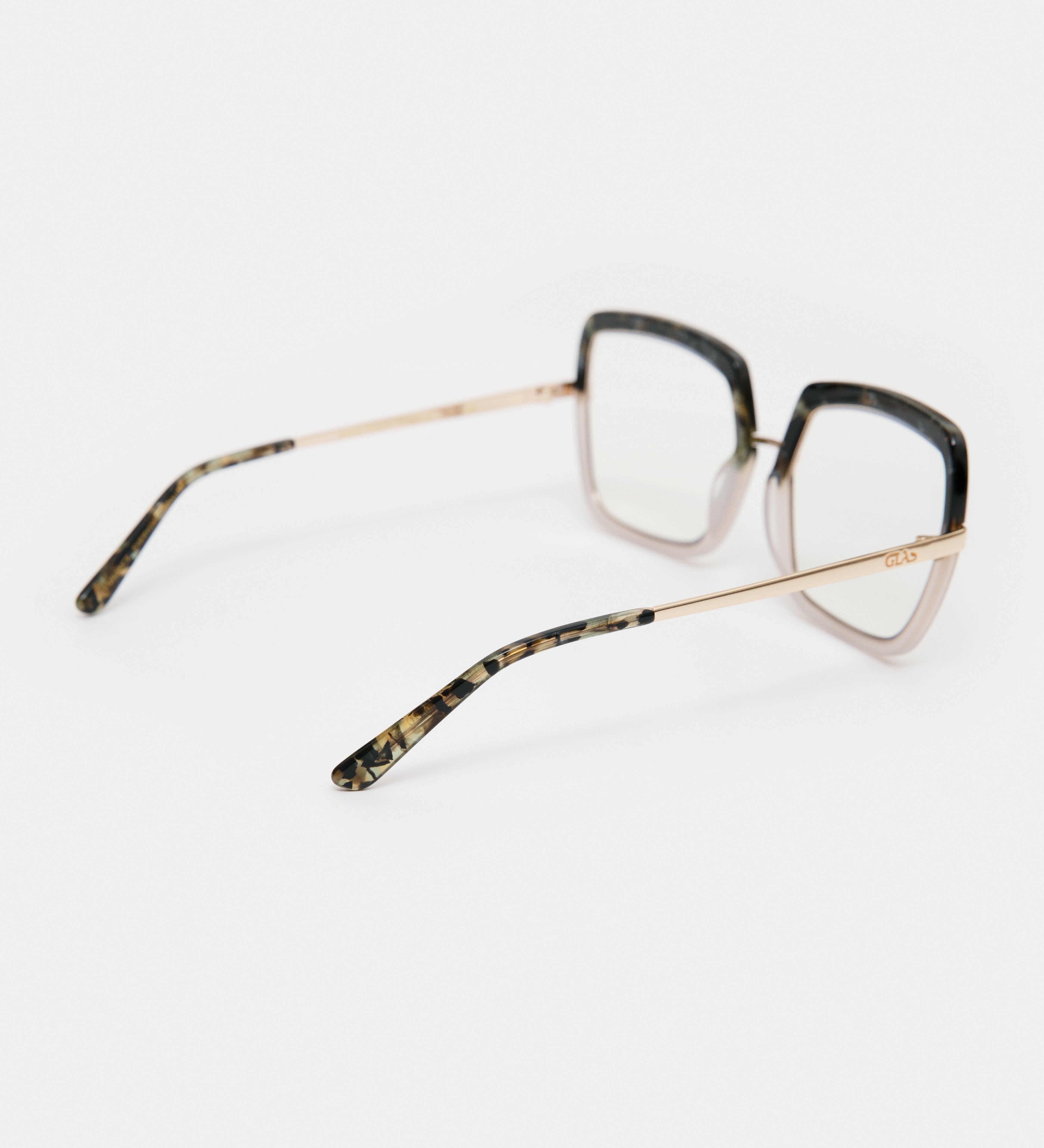 Miranda Pistachio Blue Light