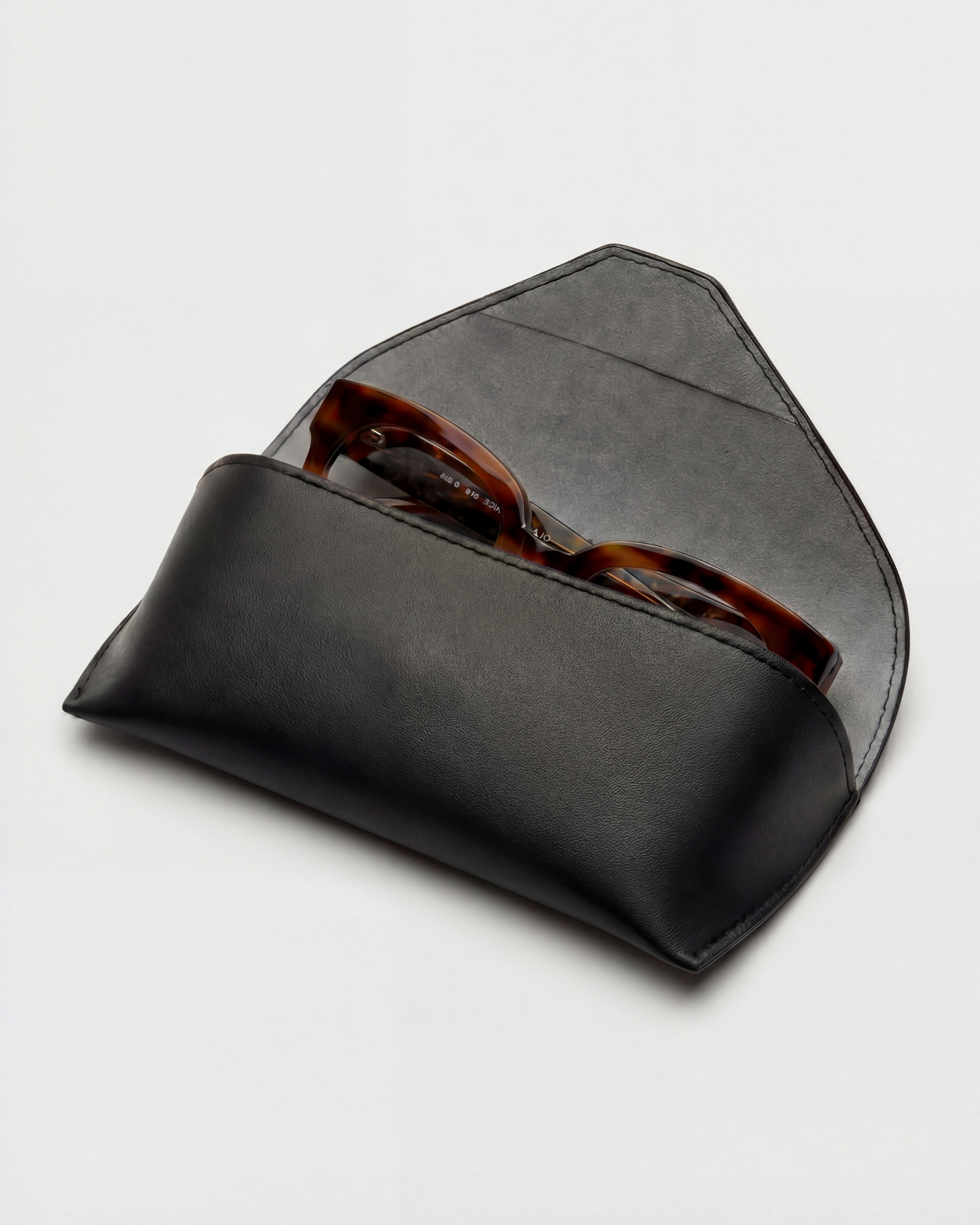Vegan Leather Envelope Case Black